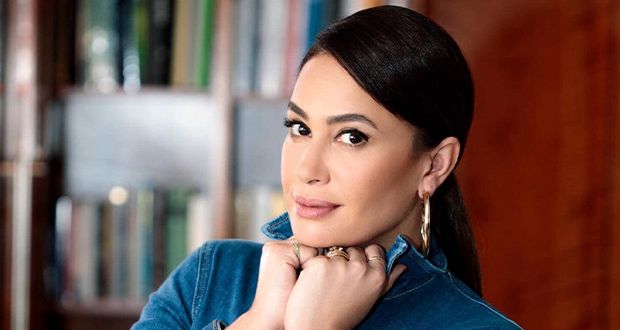 هند صبري بفيديو طريف مع ابنتها على تيك توك!