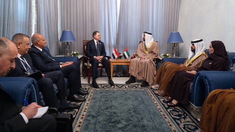 سيف بن زايد يلتقي عدداً من وزراء الداخلية ويبحث تعزيز التعاون المشترك