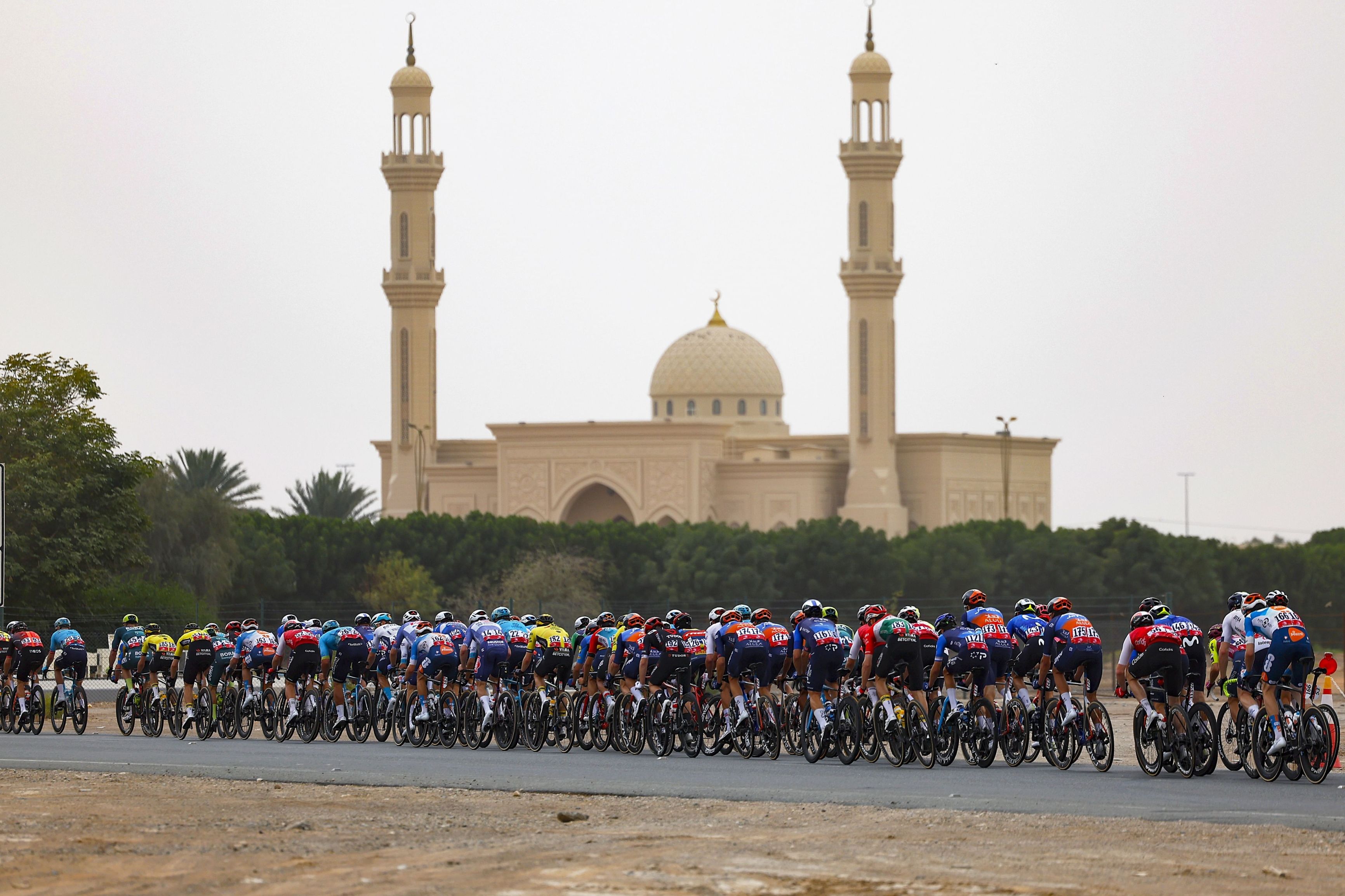 الامارات | طواف الإمارات ينطلق من الظفرة غداً بمشاركة أبرز نجوم العالم