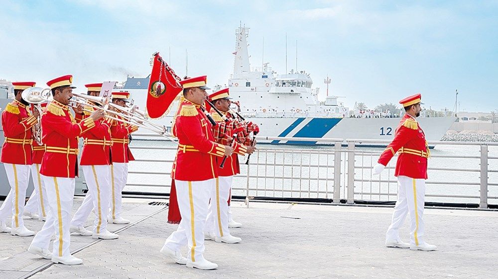 أبوظبي تستقبل السفن الحربية في مرسى «أدنيك»