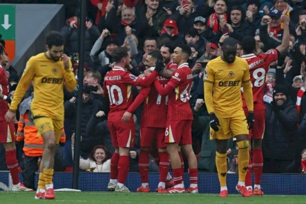 بطولة إنكلترا: ليفربول يتخطى أحداث ديربي مرسيسايد ويغلب ولفرهامبتون