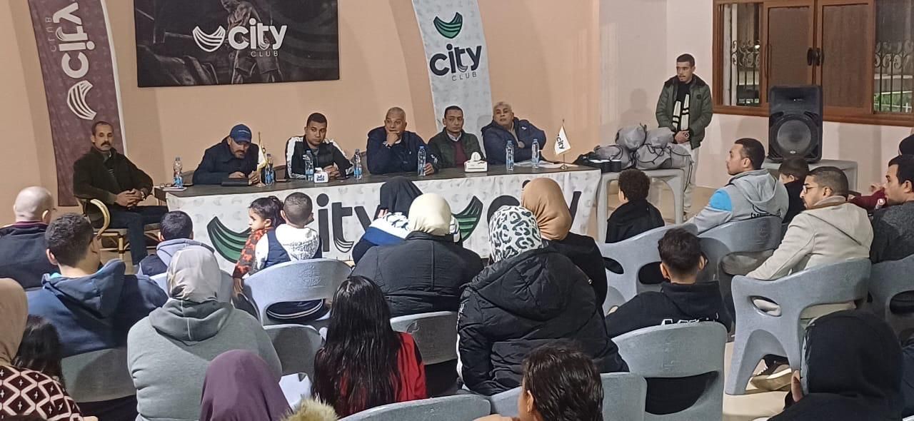 "العدد قابل للزيادة".. سباحو سيتي كلوب يرفعون رصيدهم لـ5 ميداليات فى بطولة الجيزة