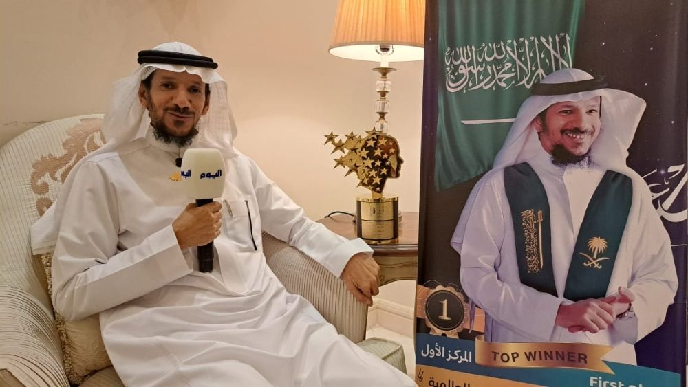 السعودي الحائز على "نوبل للتعليم" يفتح قلبه لـ"اليوم": أتقرب للطلاب عبر الاستماع لمشاكلهم