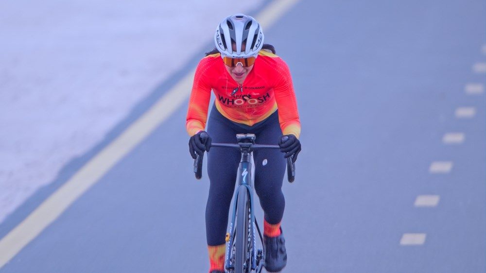 محمد بن راشد يشهد سباق السيدات لبطولة السلم للدراجات الهوائية