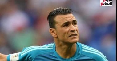 عصام الحضرى: هناك لاعب بالزمالك يشارك فى المراهنات