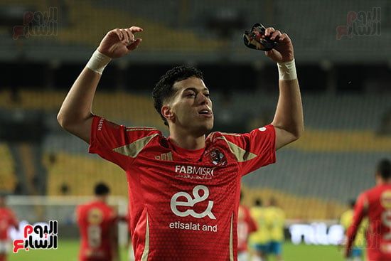 الأهلى يهزم الإسماعيلى برباعية نظيفة.. ويعود لصدارة الدورى مؤقتا.. صور