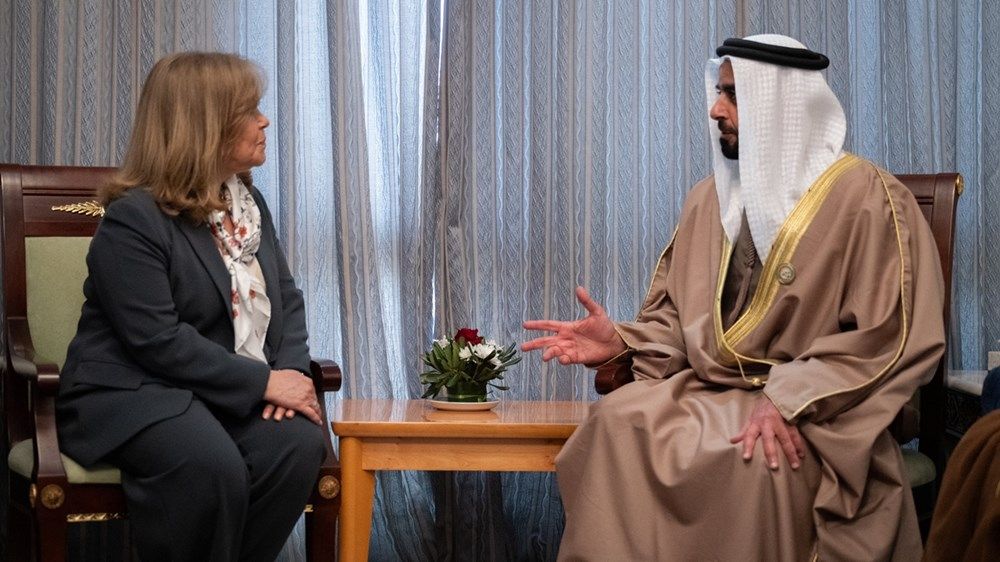 سيف بن زايد يلتقي عدداً من وزراء الداخلية ويبحث تعزيز التعاون المشترك