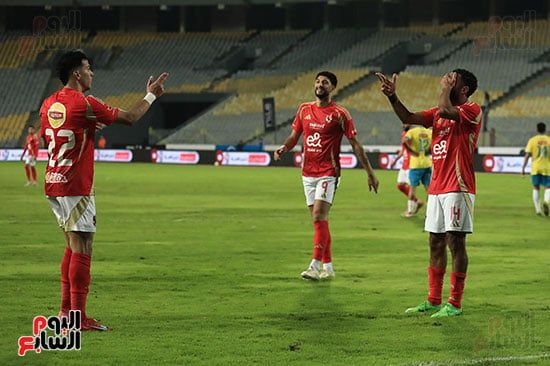 الأهلى يهزم الإسماعيلى برباعية نظيفة.. ويعود لصدارة الدورى مؤقتا.. صور