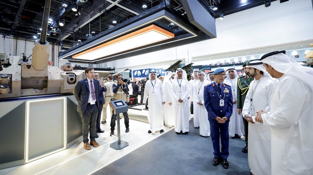 حمدان بن محمد يفتتح معرض «آيدكس» ويشيد بتطوّر الصناعات الدفاعية في الإمارات