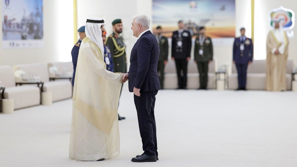 حمدان بن محمد يفتتح معرض «آيدكس» ويشيد بتطوّر الصناعات الدفاعية في الإمارات