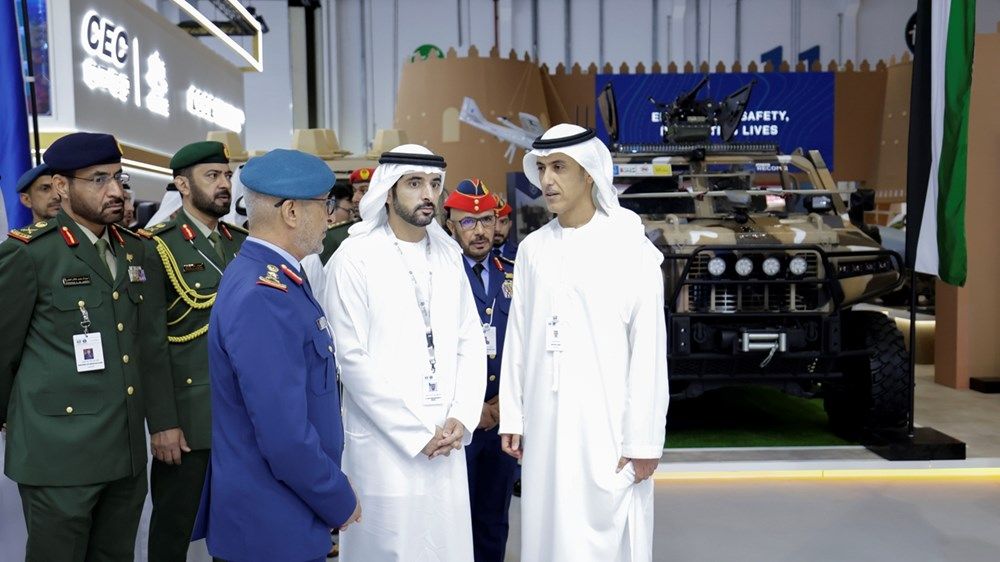 حمدان بن محمد يفتتح معرض «آيدكس» ويشيد بتطوّر الصناعات الدفاعية في الإمارات