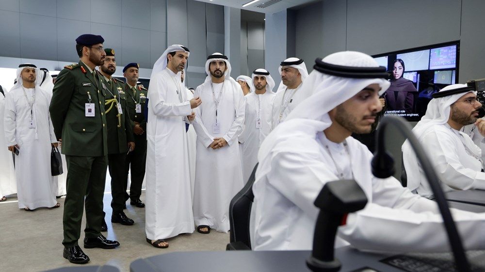 حمدان بن محمد يفتتح معرض «آيدكس» ويشيد بتطوّر الصناعات الدفاعية في الإمارات