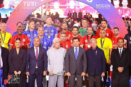 فوز أساطير العالم على الأساطير المصريين بركلات الترجيح 6-5.. صور