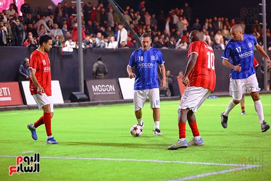 فوز أساطير العالم على الأساطير المصريين بركلات الترجيح 6-5.. صور