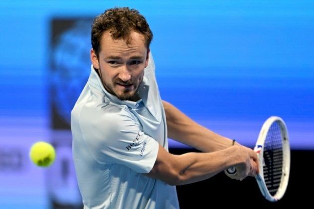 دورة الدوحة: مدفيديف يُقصي حامل اللقب خاتشانوف