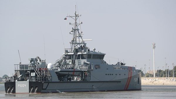 مشاركون في «آيدكس» و«نافدكس» لـ «الاتحاد»: نقل المعرفة وتوطين الصناعات العسكرية هدف استراتيجي