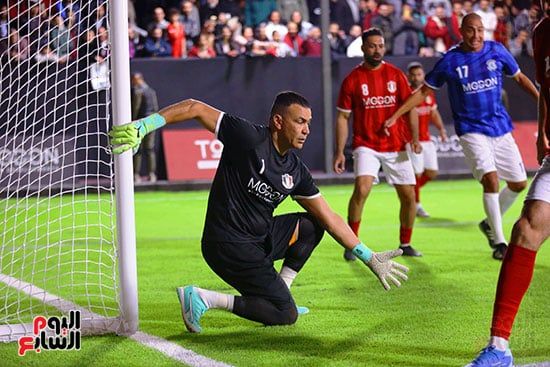 فوز أساطير العالم على الأساطير المصريين بركلات الترجيح 6-5.. صور