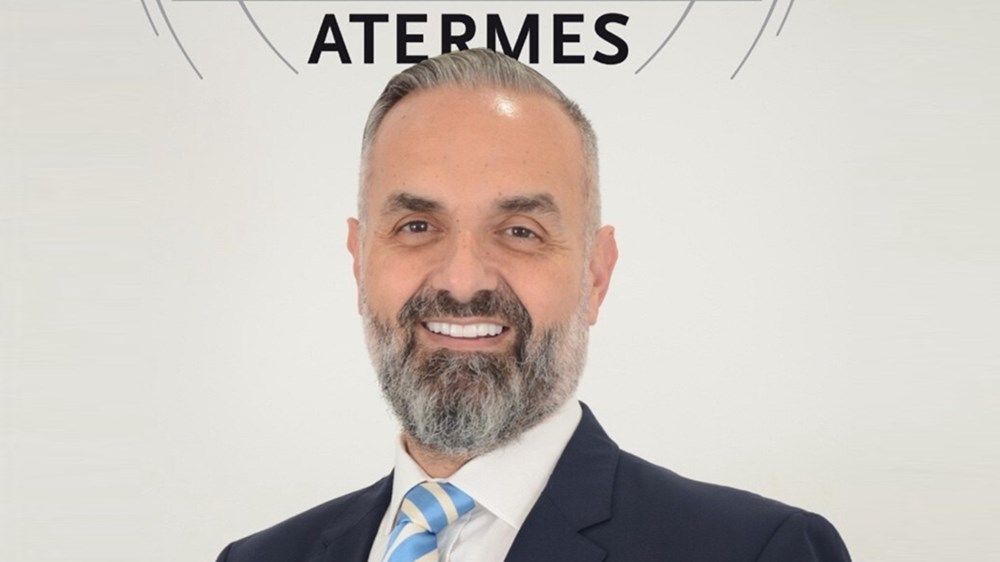 مشاركون في «آيدكس» و«نافدكس» لـ «الاتحاد»: نقل المعرفة وتوطين الصناعات العسكرية هدف استراتيجي