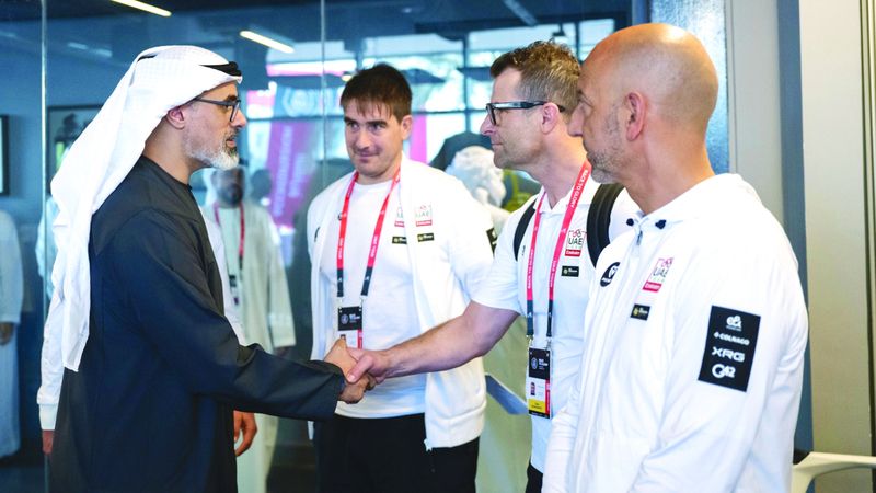 الامارات | خالد بن محمد يلتقي فريق «إكس آر جي» في «طواف الإمارات»