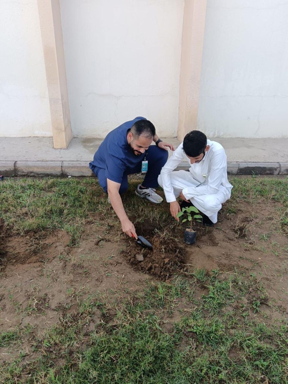 “مكة الخضراء”.. مبادرة لتشجير مدينة الملك عبدالله الطبية