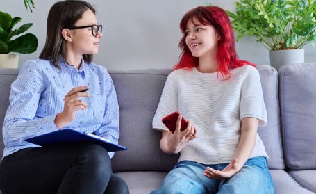 طالع الأبراج: 5 أبراج معروفة بالذكاء وإيجاد حلول لأى مشكلة.. بيفوتوا فى الحديد