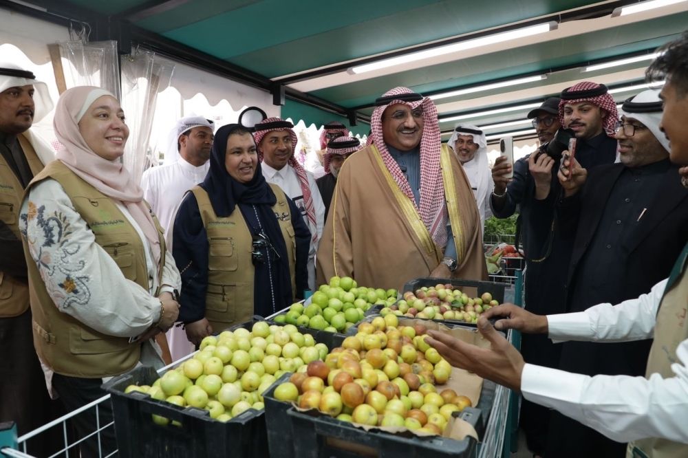 بسطات نظامية ومساكن للباعة الجائلين الممتثلين للاشتراطات البلدية