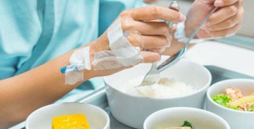 ما الحالات التي يجب فيها إفطار المريض فورا.. هل أنت من بينها؟