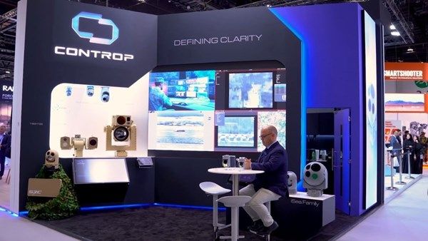 تقنيات ثورية تعتمد على الذكاء الاصطناعي في "آيدكس 2025"