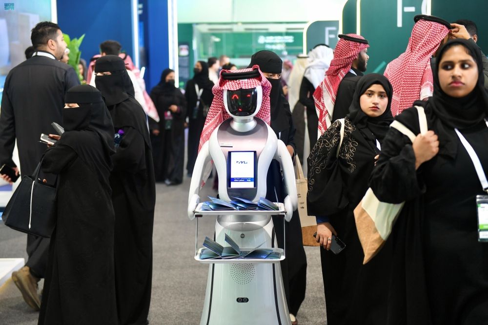 ثورة جديدة.. كيف يعيد الذكاء الاصطناعي تشكيل المشهد الإعلامي؟