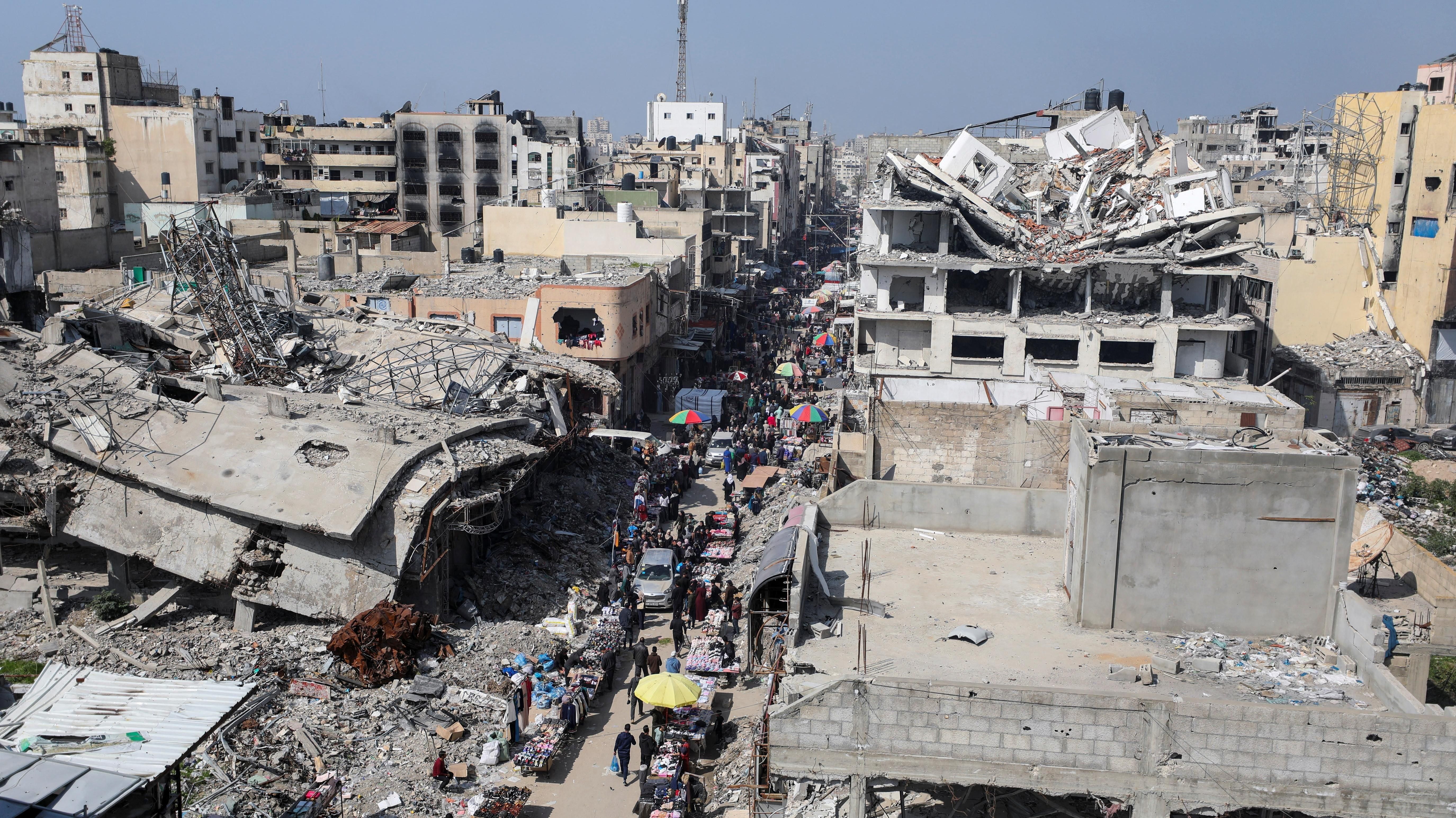 لقاء "غير رسمي" في السعودية لبحث بدائل خطة ترامب بشأن غزة