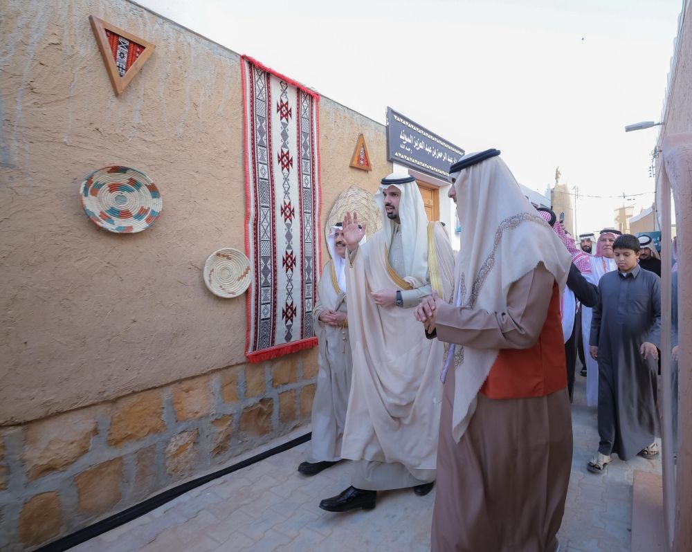 الذهب الأبيض.. أمين منطقة الرياض يرعى افتتاح موسم ملح القصب