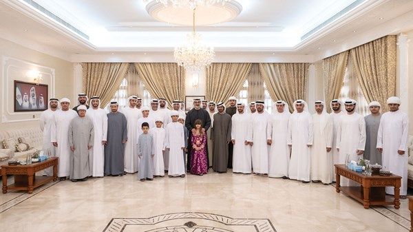 خالد بن محمد بن زايد يزور حميد محمد بخيت الكتبي في منطقة العين