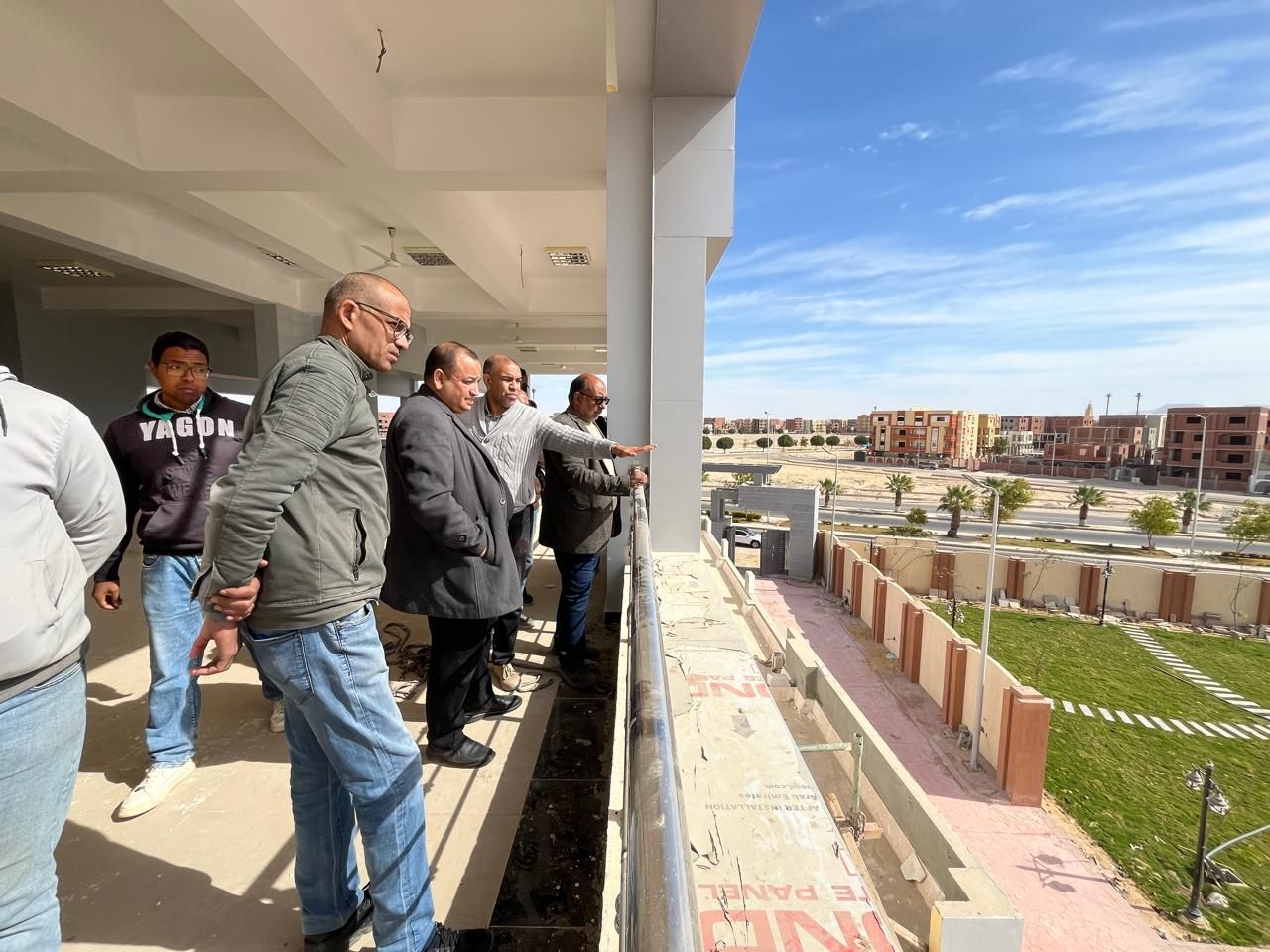 الإسكان: جارٍ الانتهاء من تنفيذ 732 وحدة سكنية لكل المصريين بقنا الجديدة