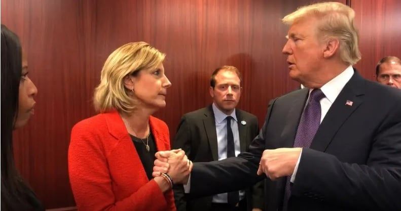 مطار باسمه وعيد ميلاده عطلة رسمية.. حزب ترامب يثير الجدل × 30 يوم.. تفاصيل