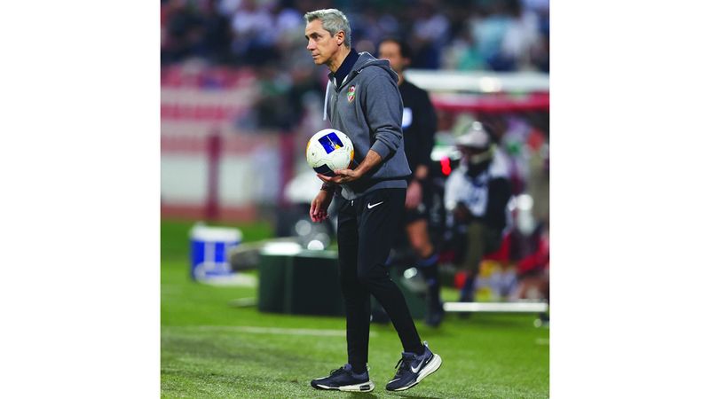 الامارات | مدرب شباب الأهلي: مواجهة الشارقة 5 مرات في شهر أمر لا يصدق