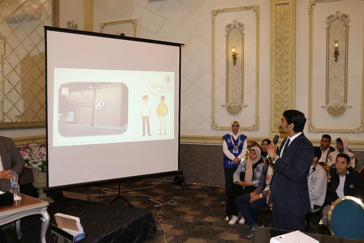 الوطنية للانتخابات تنظم ندوة تثقيفية بمركز شباب باب الشعرية لتعزيز الوعى.. صور