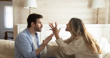 طالع الأبراج: 6 أبراج تعشق الجدال ونادرًا ما تتفق مع آراء الآخرين.. أبرزها الحمل