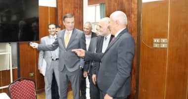 نقيب الزراعيين: دخول الجمهور مجانا لمعرض السلع الغذائية بالنادى