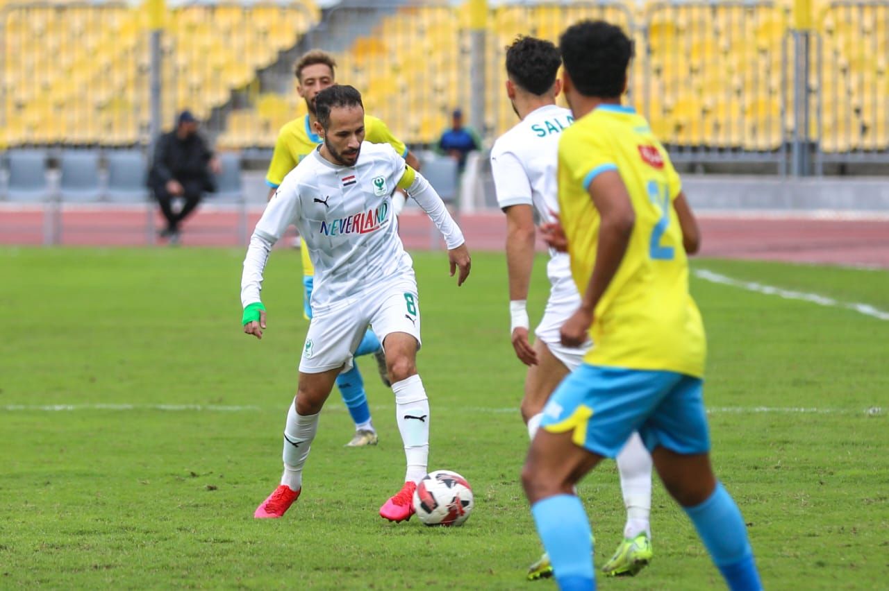 التعادل السلبى يحسم مباراة المصري والإسماعيلى فى الدوري