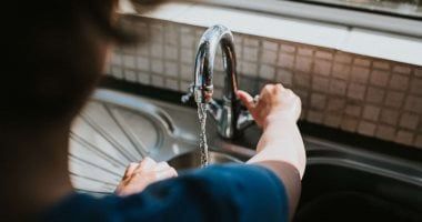 عودة المياه تدريجيا لميدان الجيزة ومحيطه بعد الانتهاء من أعمال الصيانة