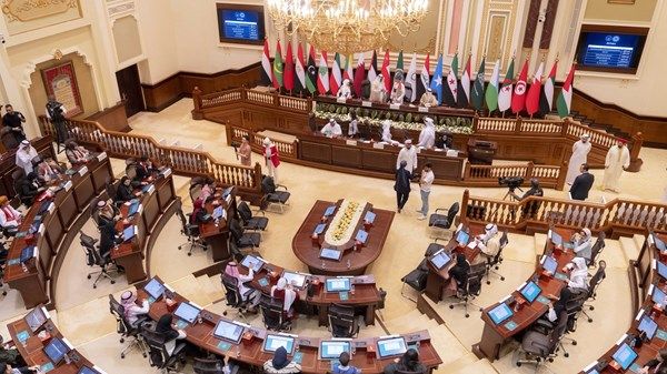 انطلاق أعمال البرلمان العربي للطفل بالشارقة