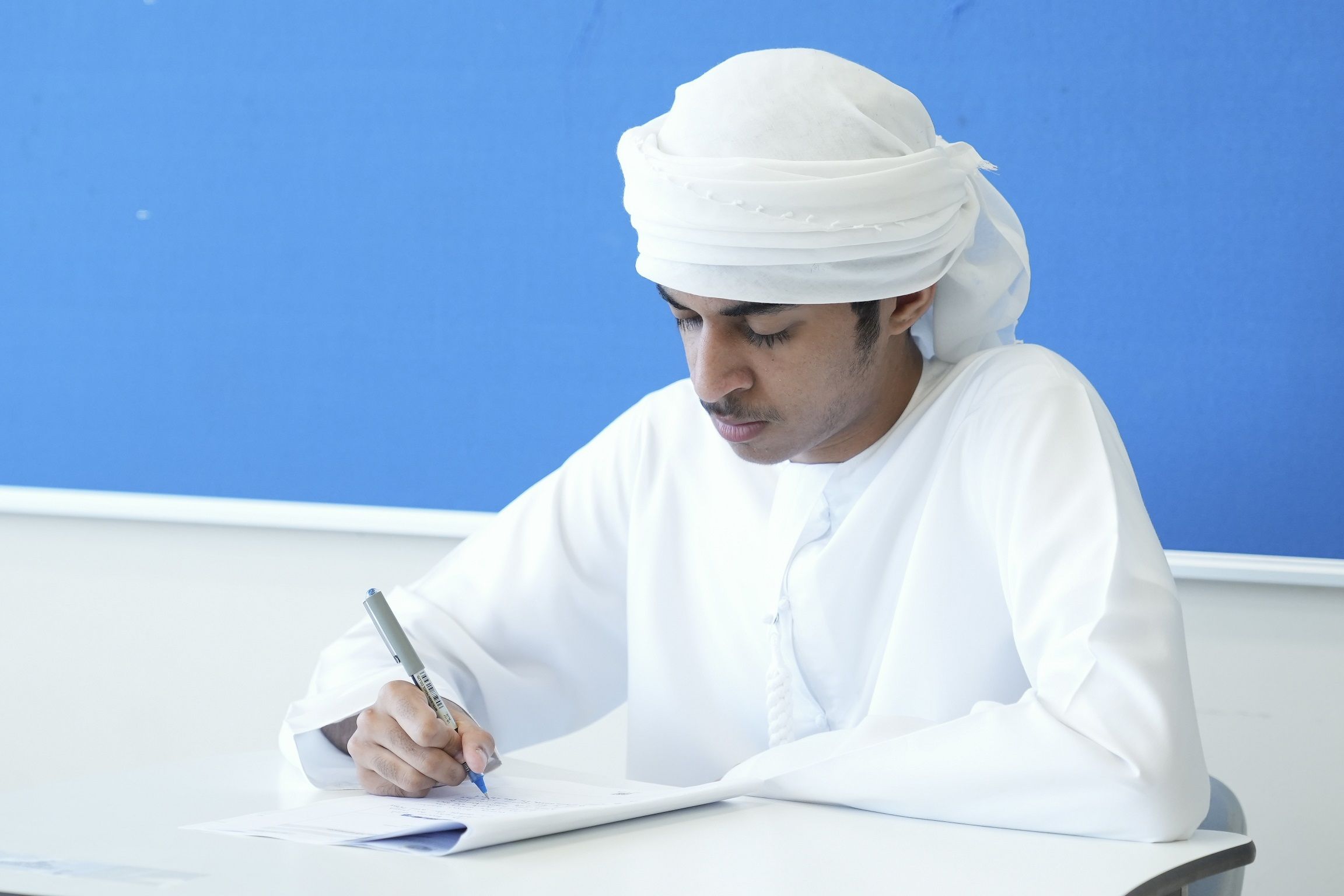 الامارات | «التربية»: دمج خدمتي التسجيل بالمسار المتقدم والقيد والقبول في المدارس الحكومية