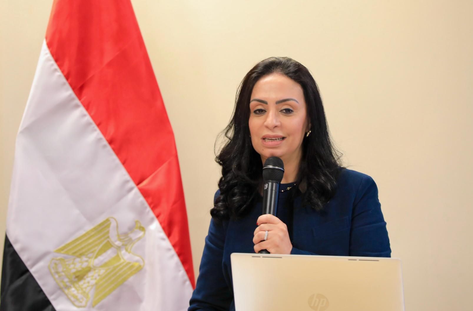 وزيرة التضامن تستعرض جهود الوزارة فى الخدمات وملف تمكين المرأة