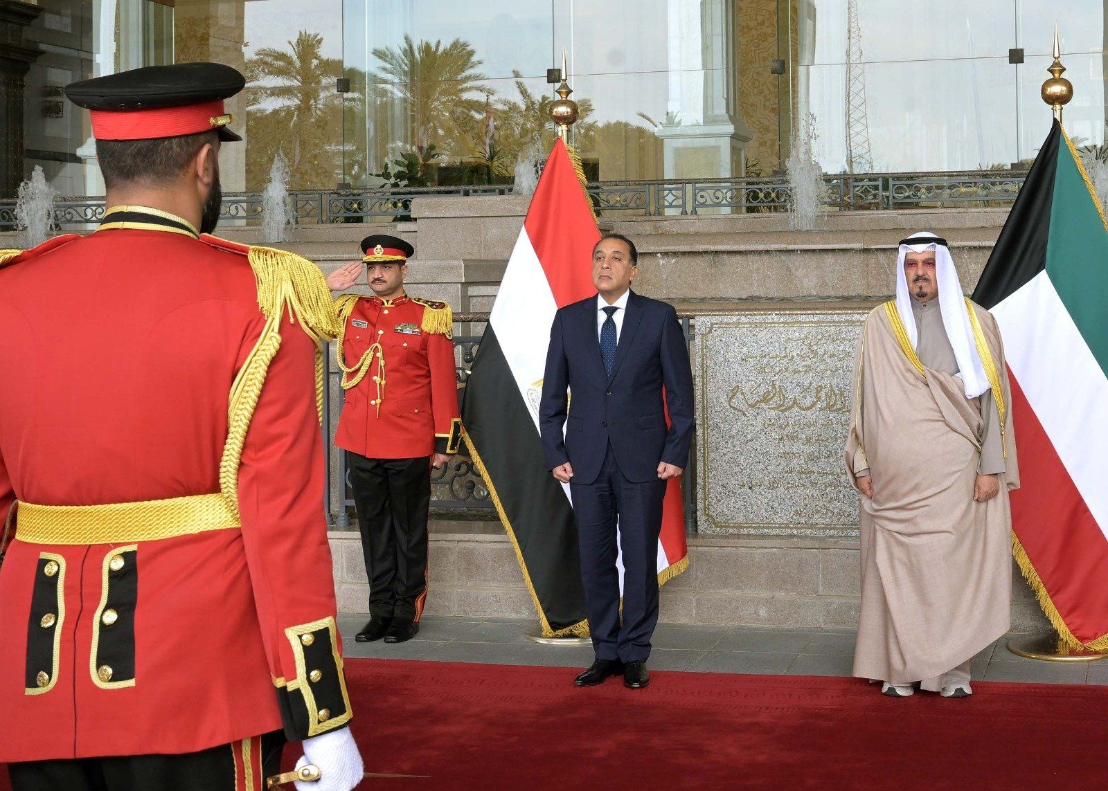 مراسم استقبال رسمية لرئيس الوزراء فى الكويت