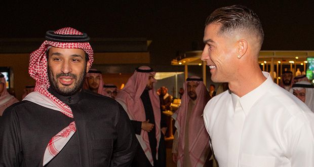 كريستيانو رونالدو مع الأمير محمد بن سلمان: صورة تأسر القلوب