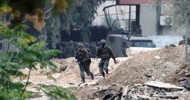 إصابات فلسطينيين بالاختناق خلال اقتحام قوات الاحتلال بلدة بيت كاحل جنوب الضفة الغربية