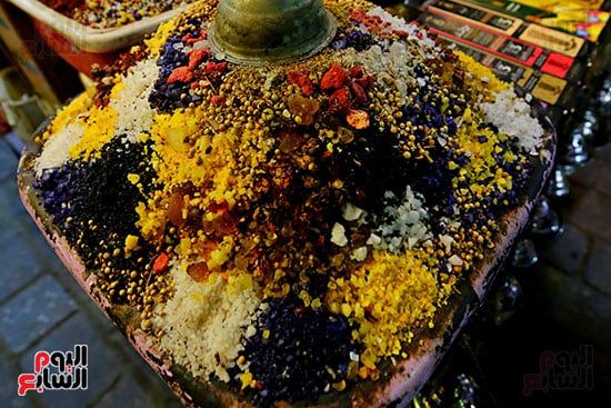 فوانيس وخيامية.. شوارع القاهرة والجيزة تتزين لاستقبال شهر رمضان.. صور