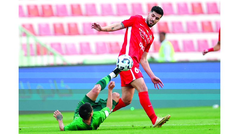 الامارات | شباب الأهلي يتقدم 7 خطوات نحو اللقب.. والشارقة يتراجع