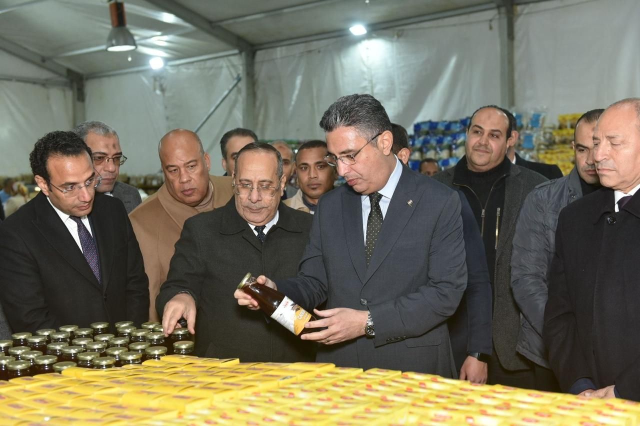 طرح 580 صنفًا من السلع الغذائية بمعرض أهلا رمضان بتخفيضات تصل لـ30%