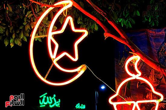 فوانيس وخيامية.. شوارع القاهرة والجيزة تتزين لاستقبال شهر رمضان.. صور